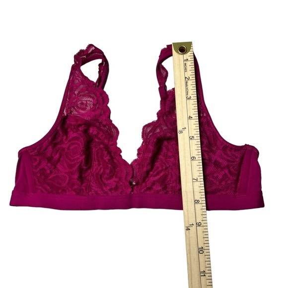 Victoria Secret set of 2 lace bralettes size Small - Picture 5 of 6